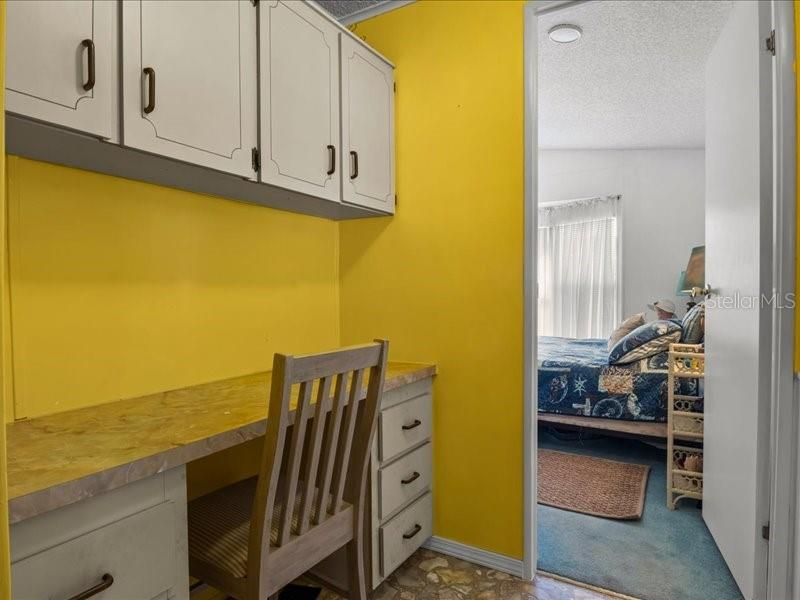 For Sale: $79,900 (2 beds, 2 baths, 840 Square Feet)
