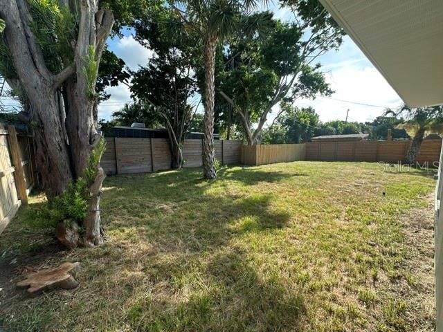 For Rent: $2,795 (3 beds, 2 baths, 1320 Square Feet)