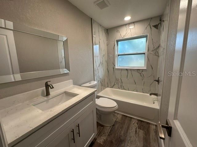 For Rent: $2,795 (3 beds, 2 baths, 1320 Square Feet)