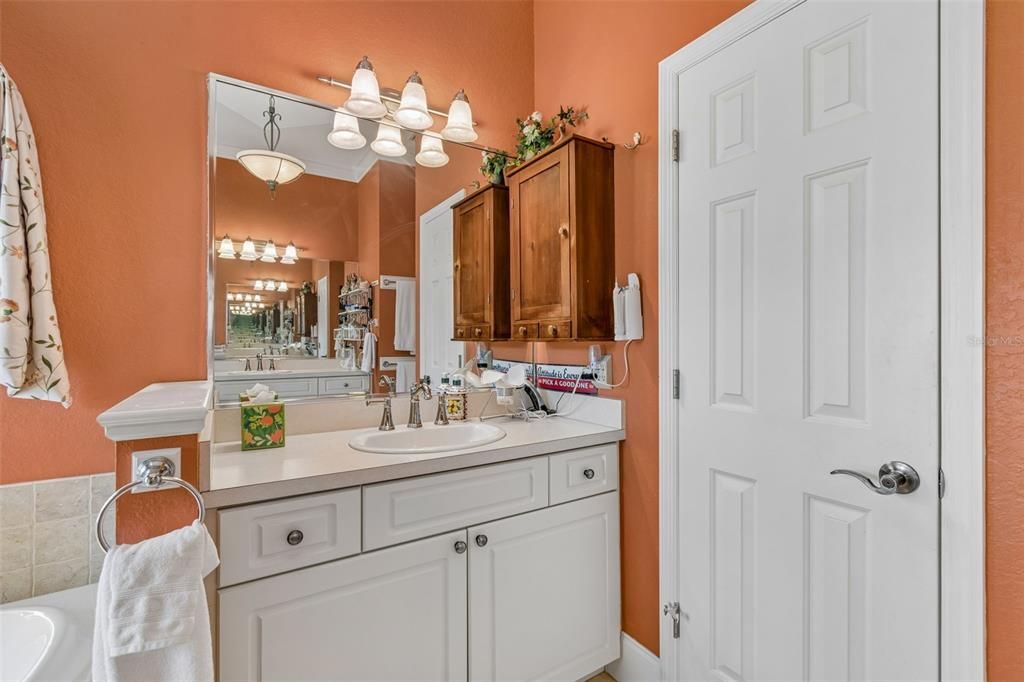 For Sale: $569,500 (4 beds, 2 baths, 2588 Square Feet)