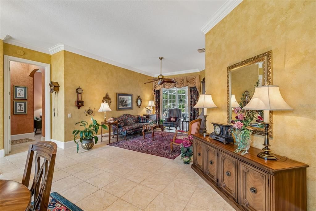 For Sale: $569,500 (4 beds, 2 baths, 2588 Square Feet)