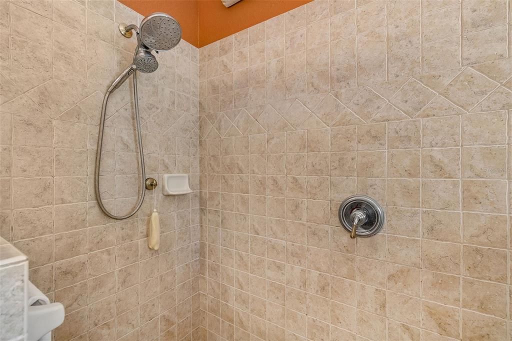 For Sale: $569,500 (4 beds, 2 baths, 2588 Square Feet)