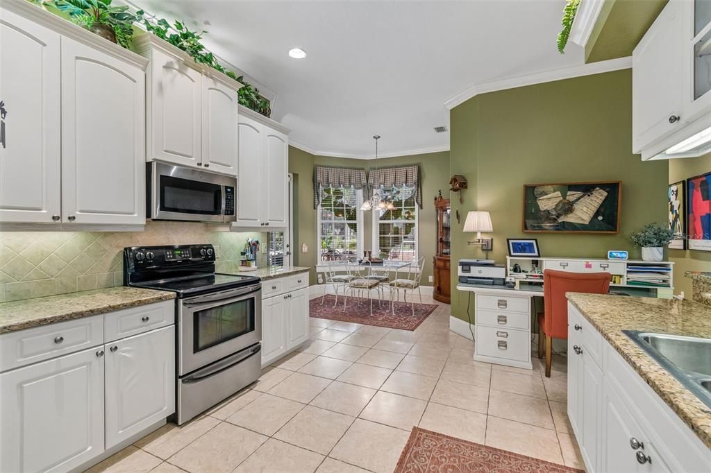For Sale: $569,500 (4 beds, 2 baths, 2588 Square Feet)