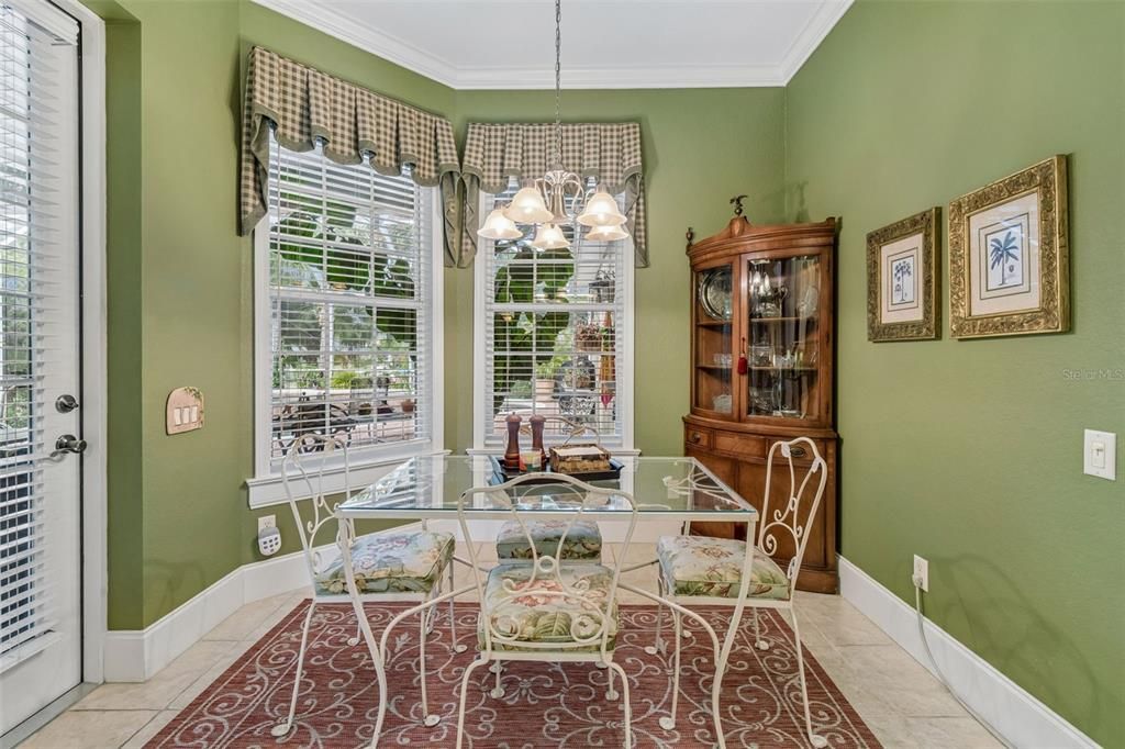 For Sale: $569,500 (4 beds, 2 baths, 2588 Square Feet)