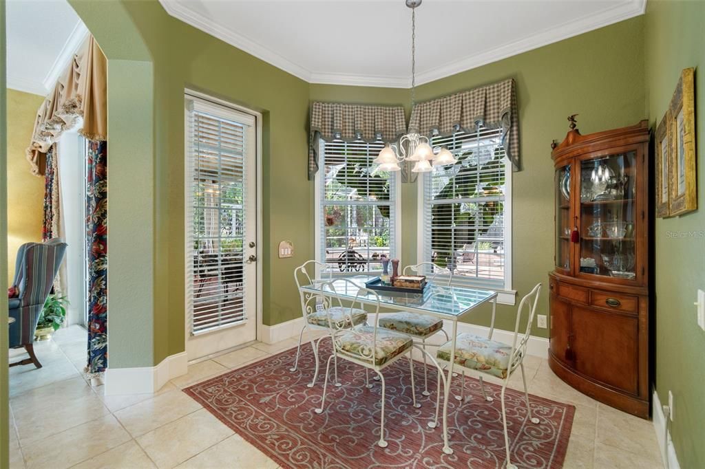 For Sale: $569,500 (4 beds, 2 baths, 2588 Square Feet)
