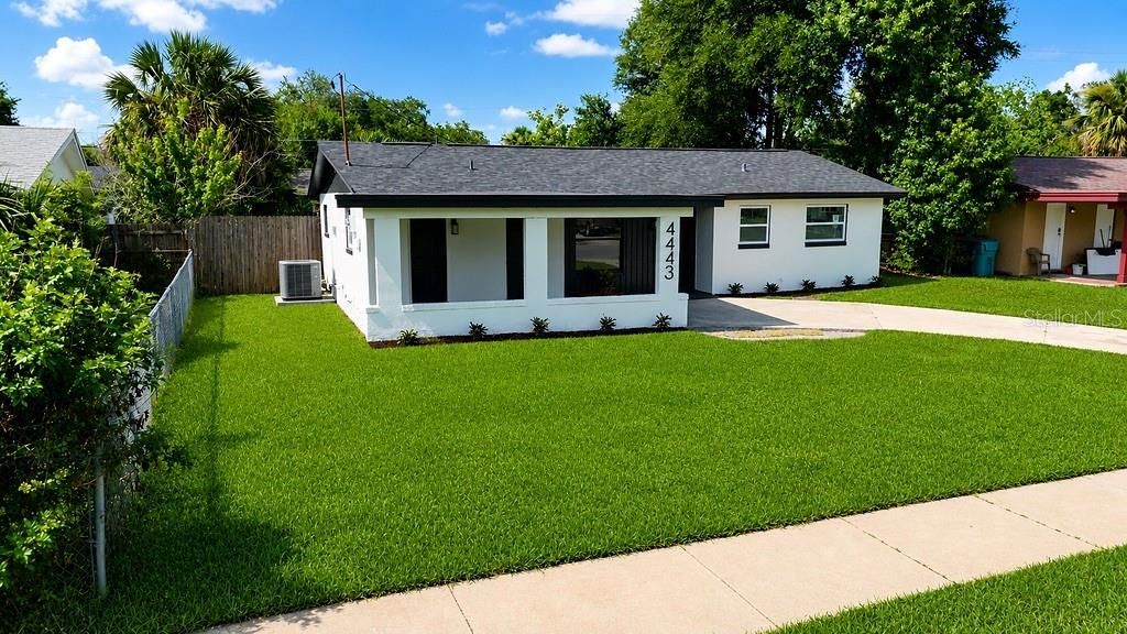 На продажу: $305,000 (3 спален, 2 ванн, 1083 Квадратных фут)