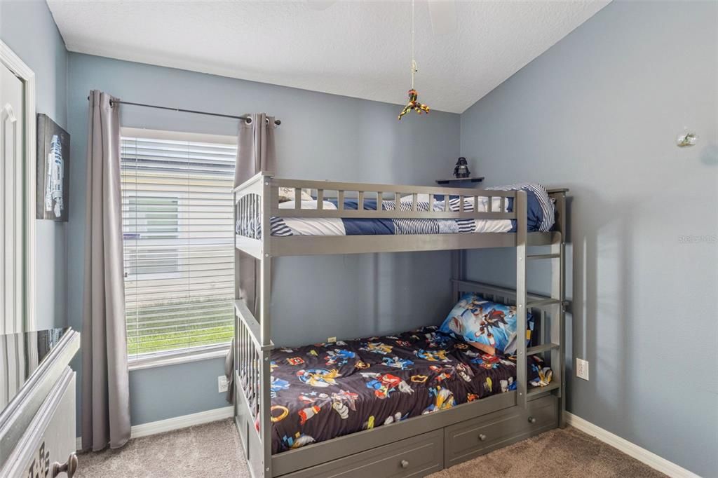 For Sale: $320,000 (3 beds, 2 baths, 1620 Square Feet)