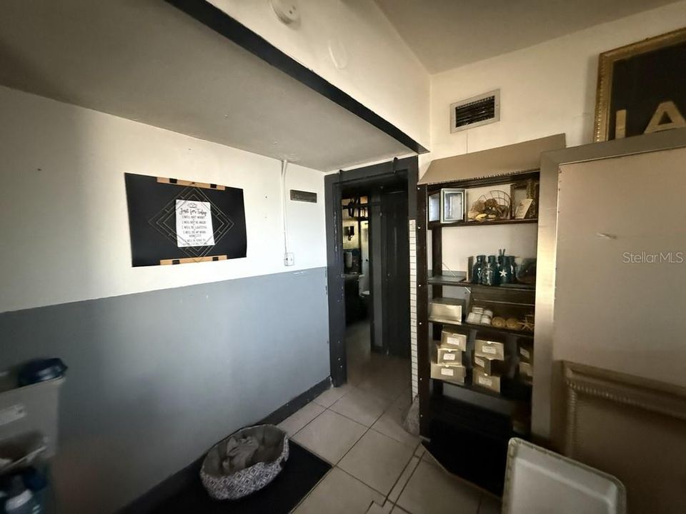 For Sale: $249,900 (3 beds, 1 baths, 1236 Square Feet)