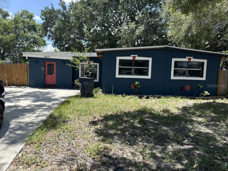 For Sale: $249,900 (3 beds, 1 baths, 1236 Square Feet)