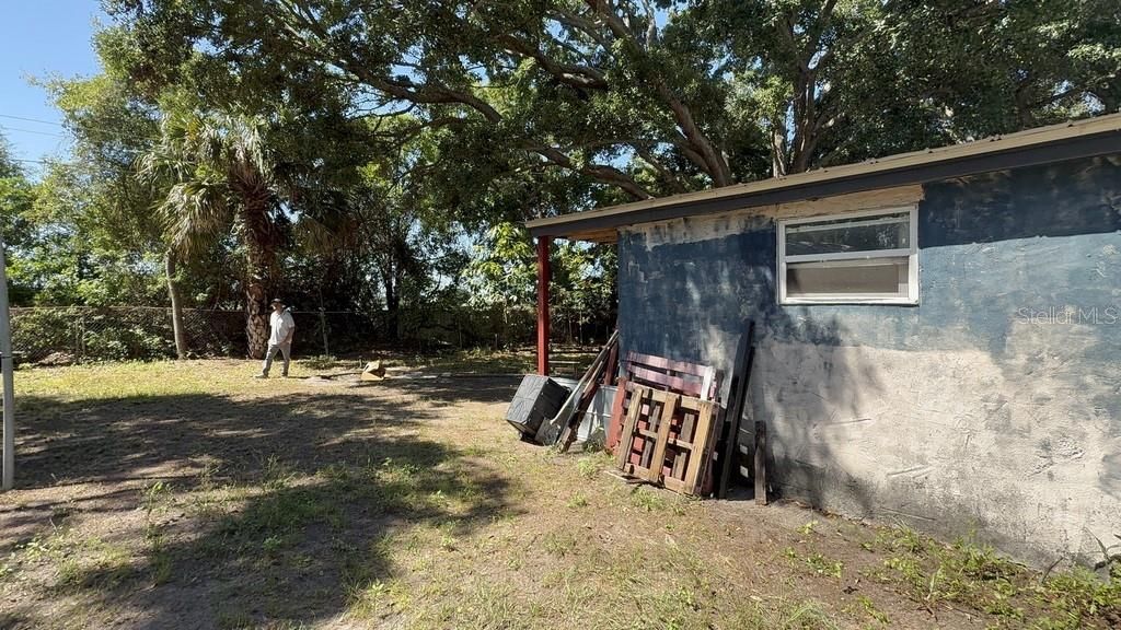 For Sale: $249,900 (3 beds, 1 baths, 1236 Square Feet)