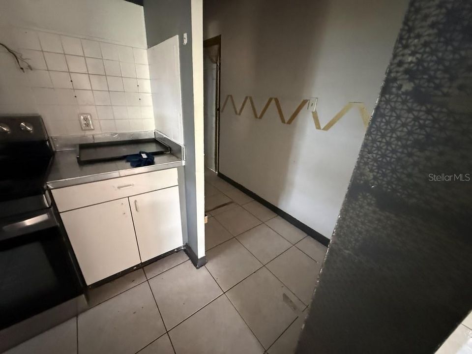 For Sale: $249,900 (3 beds, 1 baths, 1236 Square Feet)