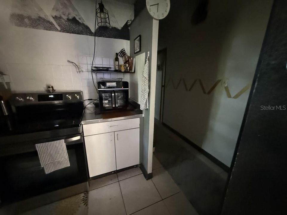 For Sale: $249,900 (3 beds, 1 baths, 1236 Square Feet)