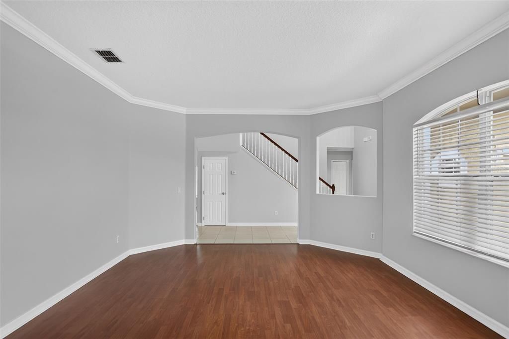 For Sale: $599,900 (5 beds, 4 baths, 4014 Square Feet)