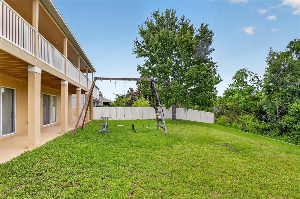 For Sale: $599,900 (5 beds, 4 baths, 4014 Square Feet)