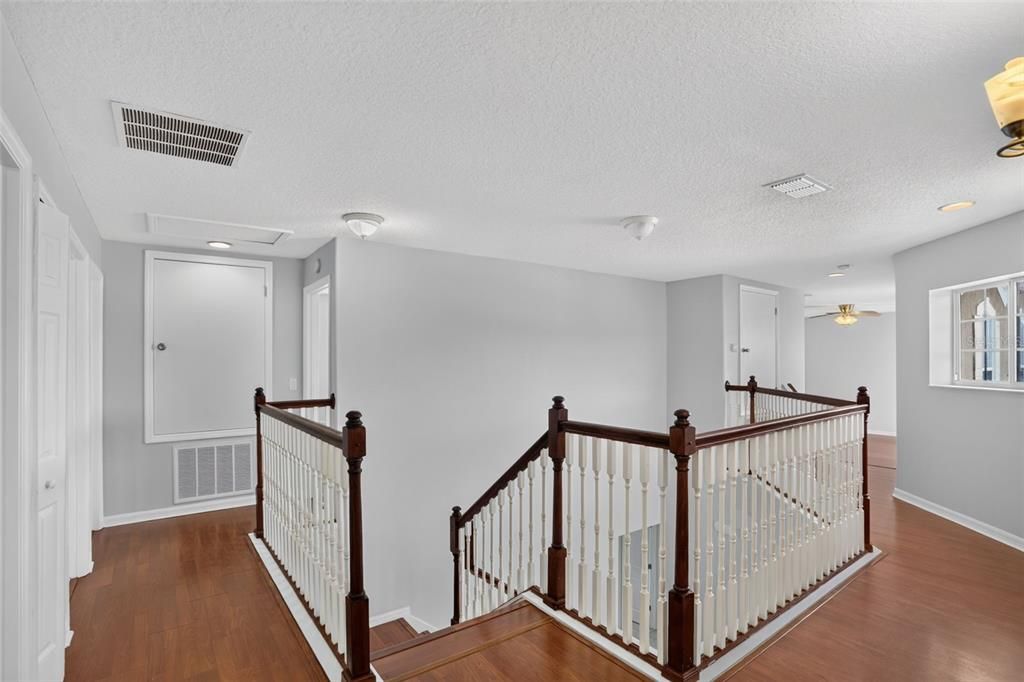 For Sale: $599,900 (5 beds, 4 baths, 4014 Square Feet)