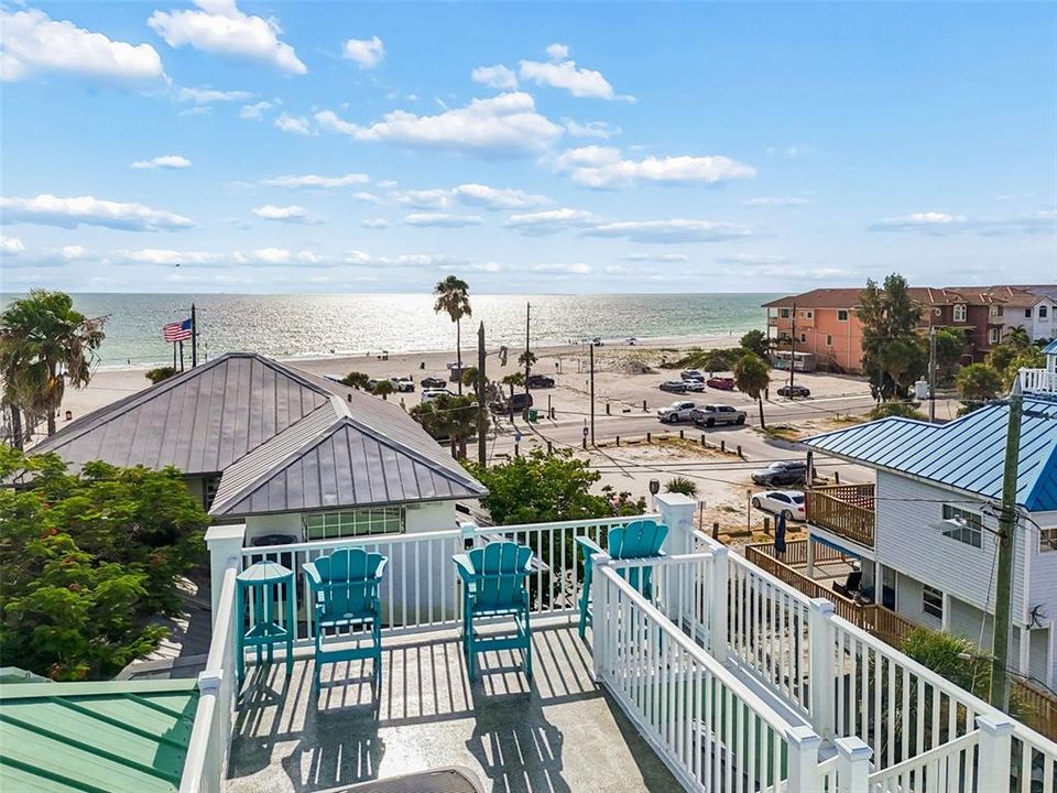For Sale: $1,449,000 (4 beds, 2 baths, 2111 Square Feet)