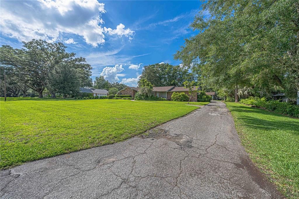 For Sale: $625,000 (3 beds, 2 baths, 2914 Square Feet)