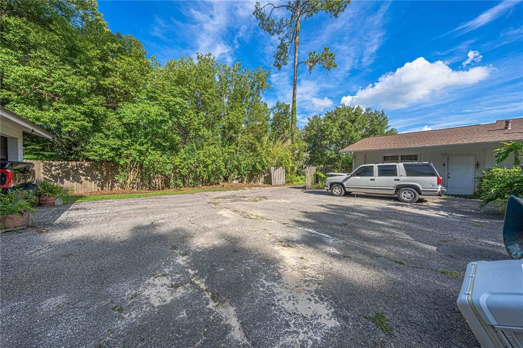 For Sale: $625,000 (3 beds, 2 baths, 2914 Square Feet)