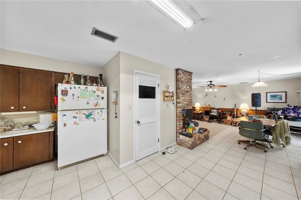For Sale: $625,000 (3 beds, 2 baths, 2914 Square Feet)