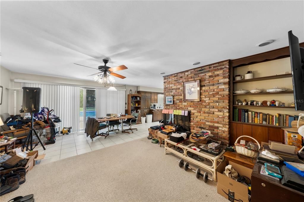 For Sale: $625,000 (3 beds, 2 baths, 2914 Square Feet)