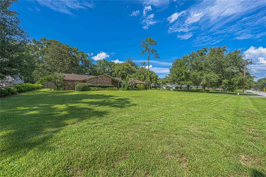 For Sale: $625,000 (3 beds, 2 baths, 2914 Square Feet)