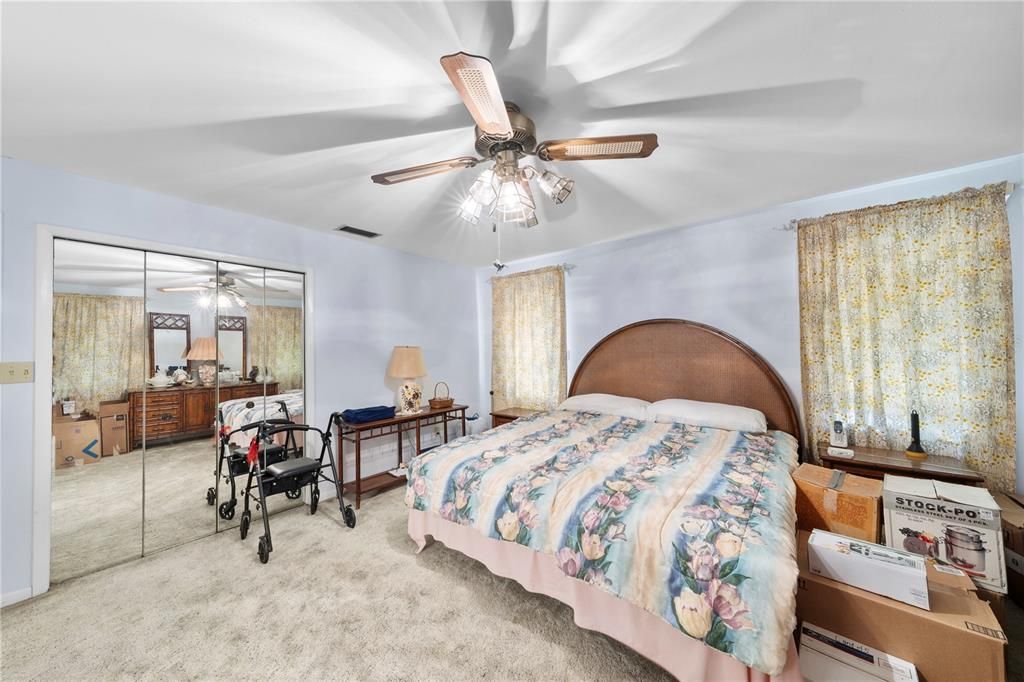 For Sale: $625,000 (3 beds, 2 baths, 2914 Square Feet)