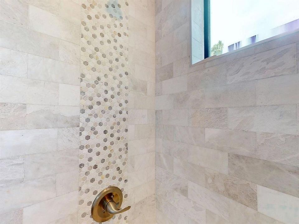 For Rent: $5,500 (4 beds, 2 baths, 2804 Square Feet)