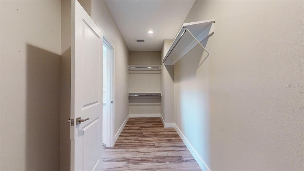 For Rent: $5,500 (4 beds, 2 baths, 2804 Square Feet)