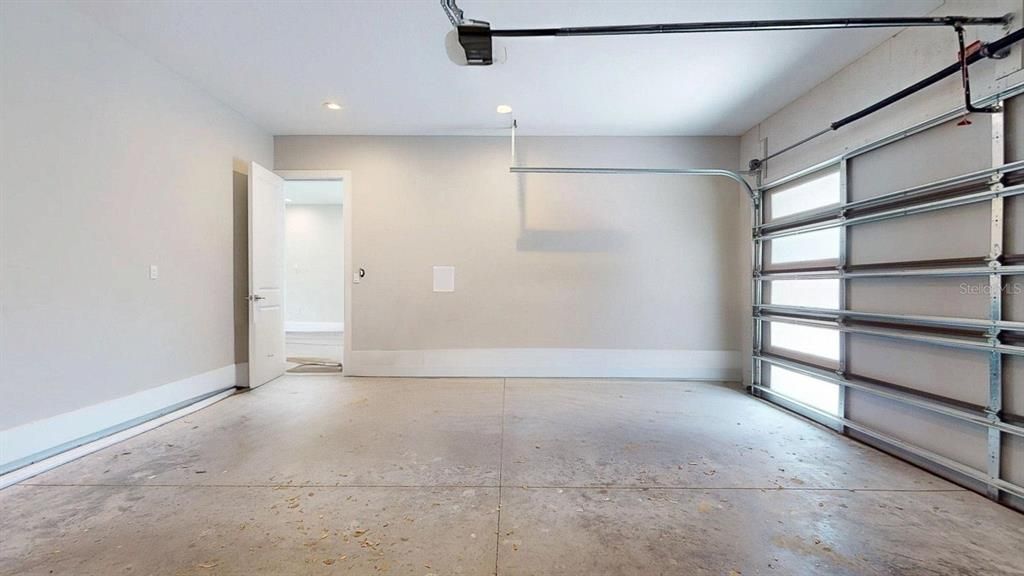 For Rent: $5,500 (4 beds, 2 baths, 2804 Square Feet)