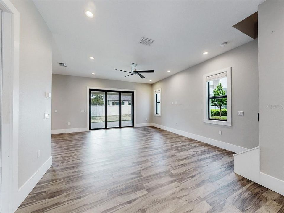 For Rent: $5,500 (4 beds, 2 baths, 2804 Square Feet)
