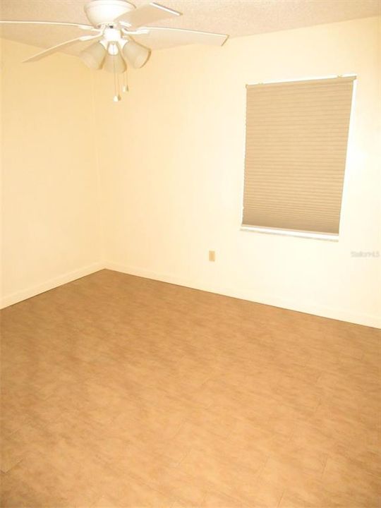 For Rent: $1,750 (3 beds, 2 baths, 1120 Square Feet)