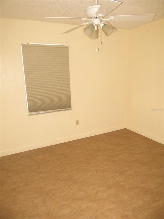 For Rent: $1,750 (3 beds, 2 baths, 1120 Square Feet)
