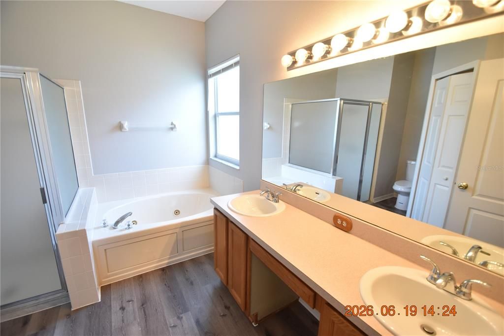 For Rent: $2,050 (3 beds, 2 baths, 1510 Square Feet)