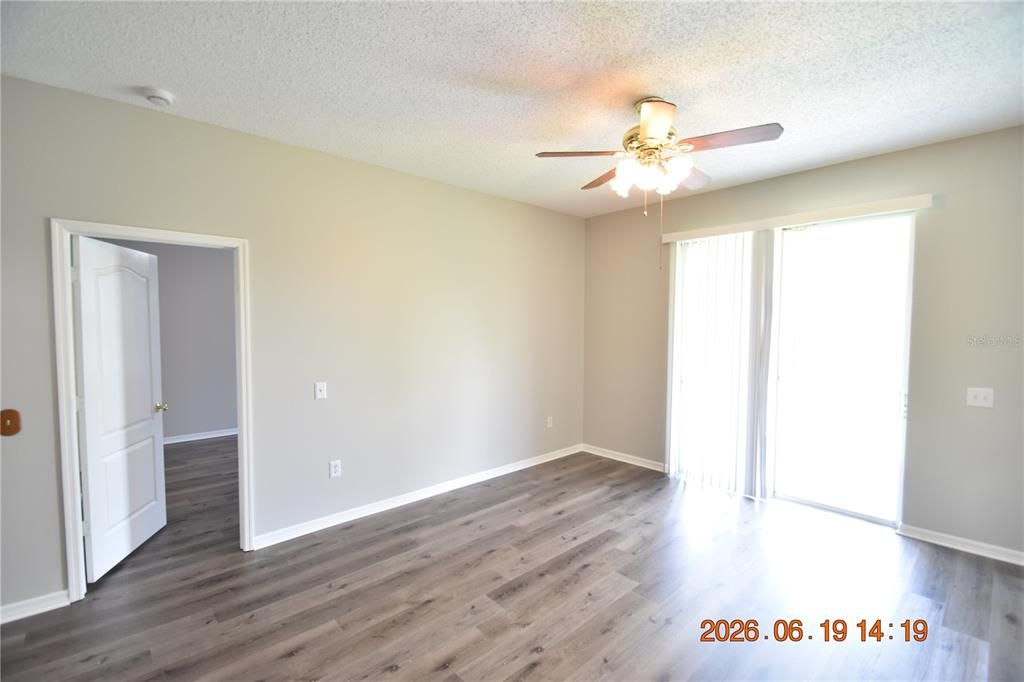 For Rent: $2,050 (3 beds, 2 baths, 1510 Square Feet)