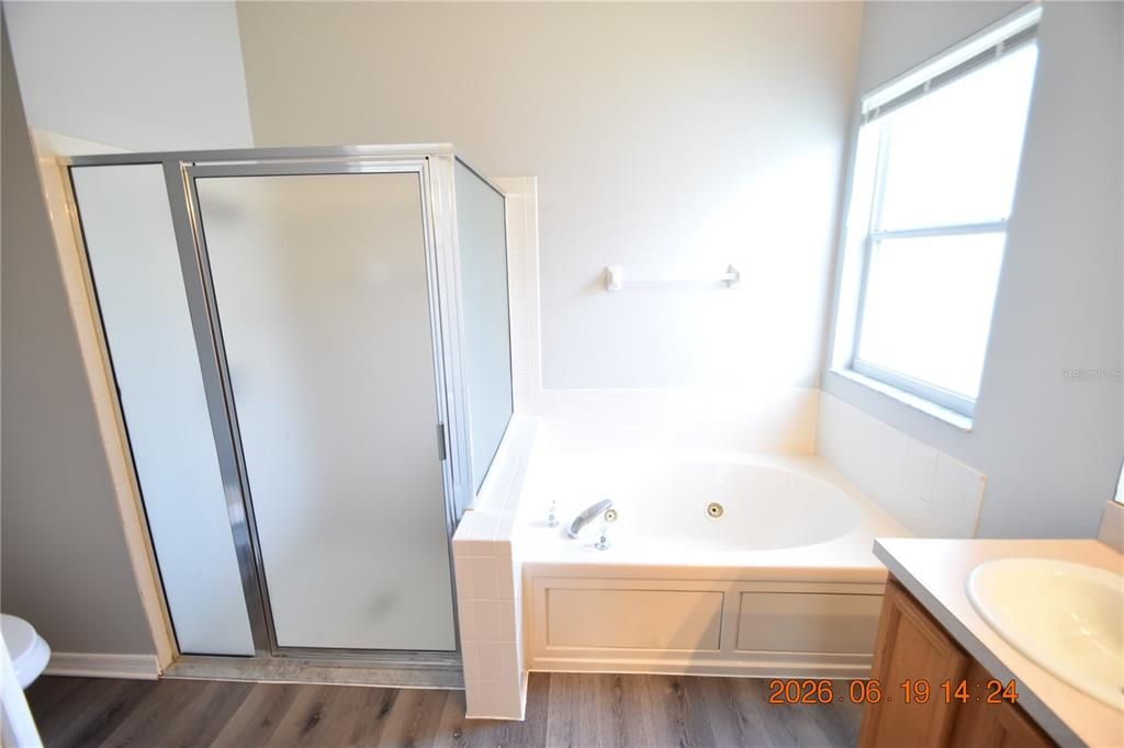For Rent: $2,050 (3 beds, 2 baths, 1510 Square Feet)