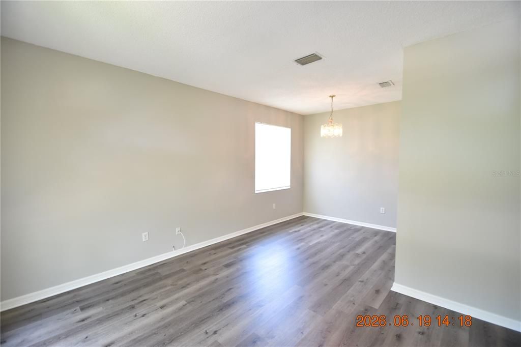 For Rent: $2,050 (3 beds, 2 baths, 1510 Square Feet)