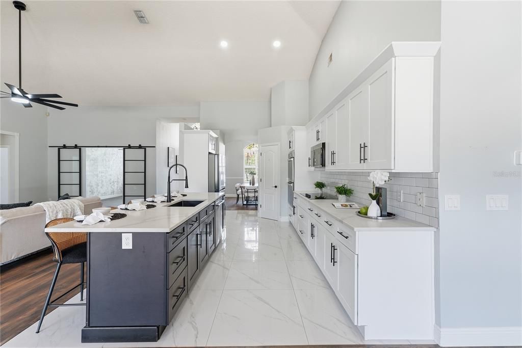 На продажу: $629,900 (4 спален, 3 ванн, 2497 Квадратных фут)