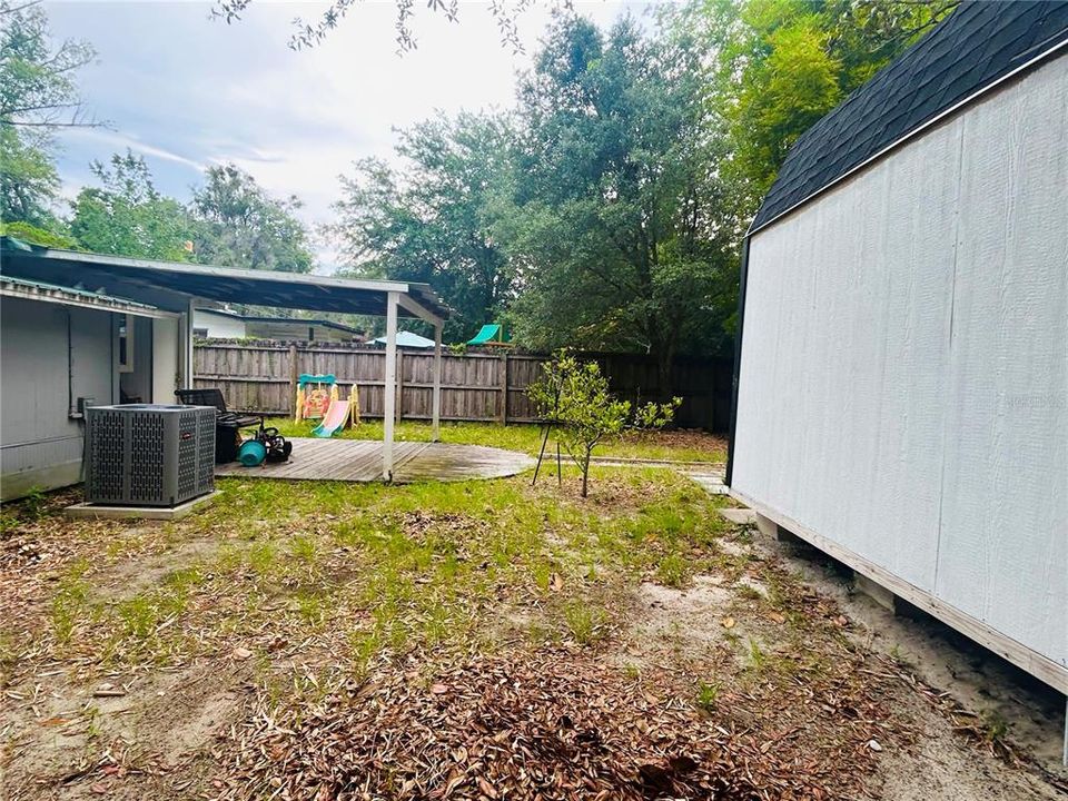 For Sale: $149,900 (2 beds, 1 baths, 986 Square Feet)