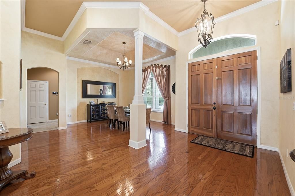For Sale: $950,000 (6 beds, 4 baths, 3942 Square Feet)