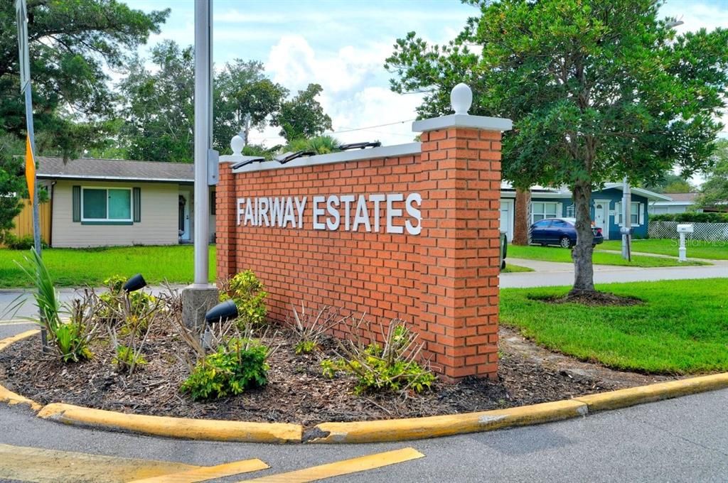 For Sale: $299,990 (2 beds, 2 baths, 1276 Square Feet)