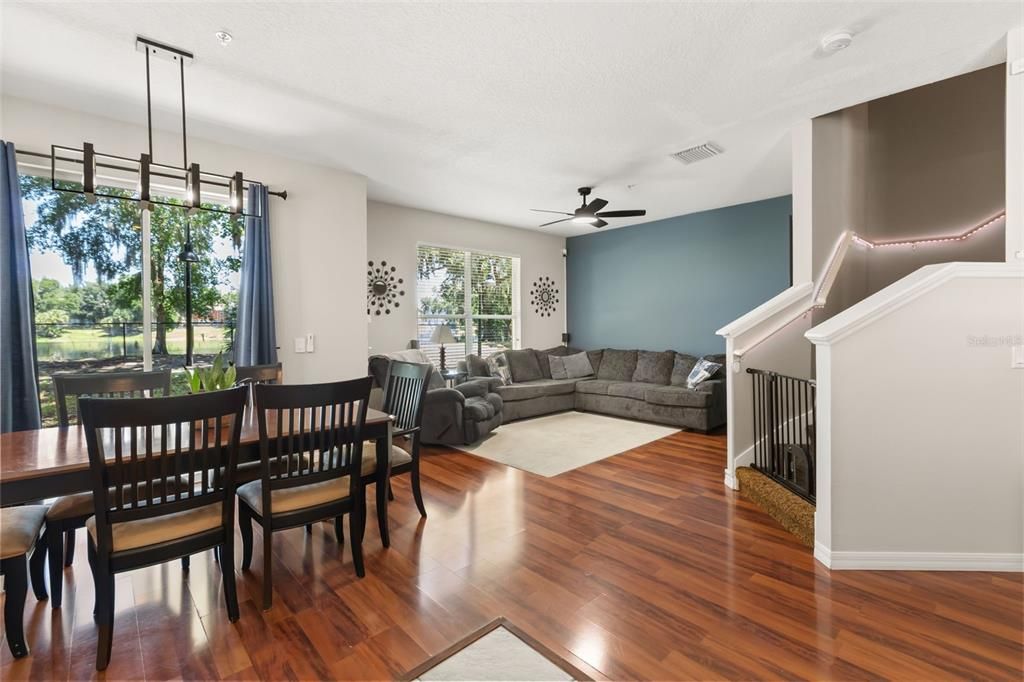 For Sale: $285,000 (3 beds, 2 baths, 1530 Square Feet)