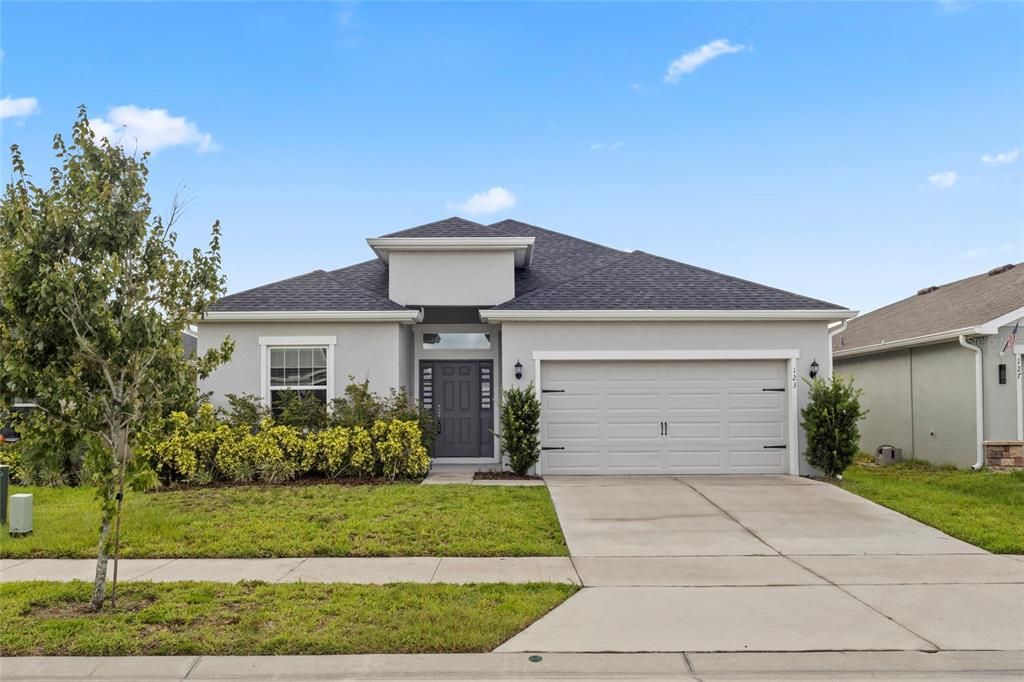 For Rent: $2,550 (4 beds, 2 baths, 2020 Square Feet)