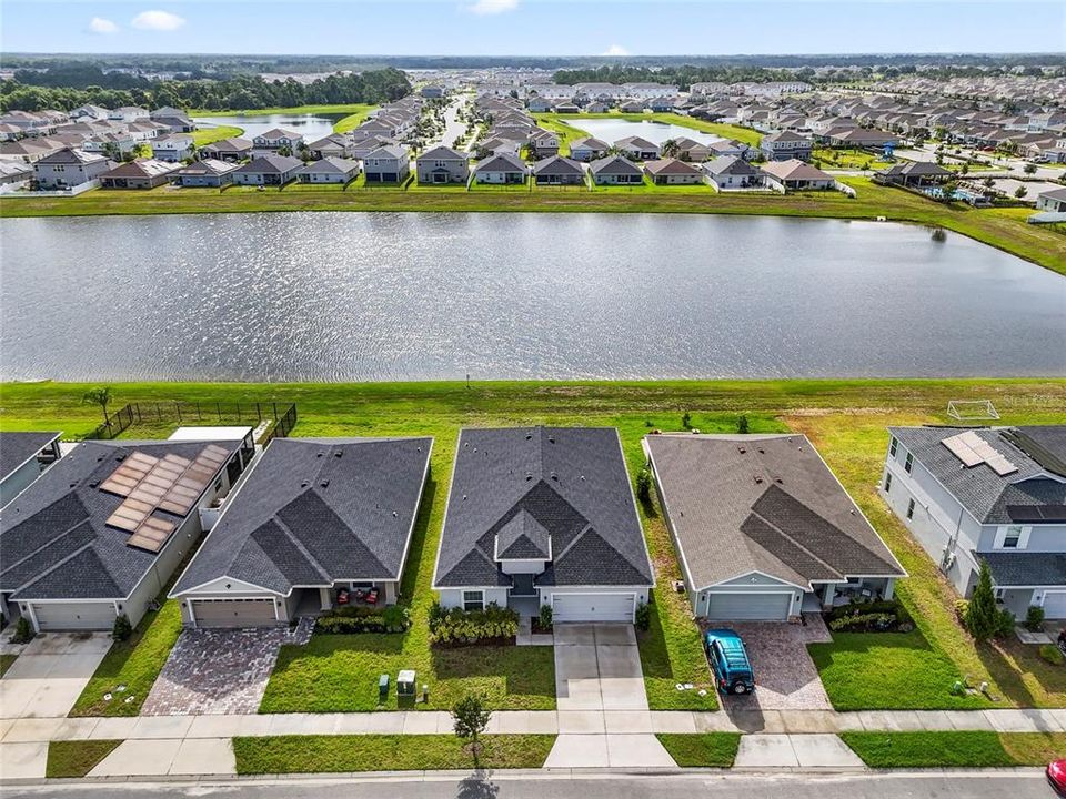 For Rent: $2,550 (4 beds, 2 baths, 2020 Square Feet)
