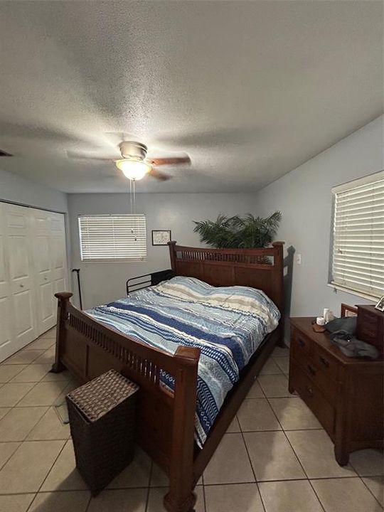 For Sale: $400,000 (3 beds, 2 baths, 2068 Square Feet)