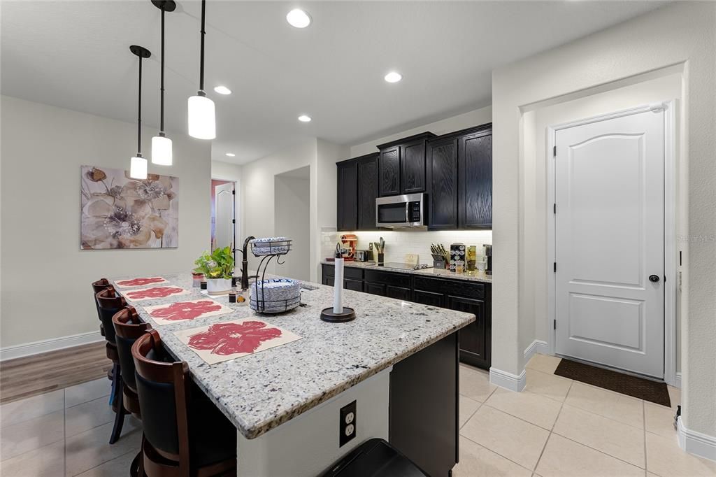 For Sale: $510,000 (4 beds, 2 baths, 2290 Square Feet)