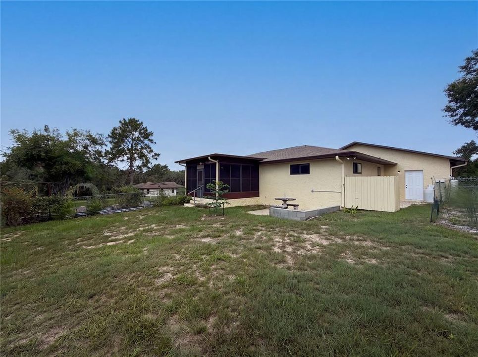 For Sale: $280,000 (2 beds, 2 baths, 1506 Square Feet)