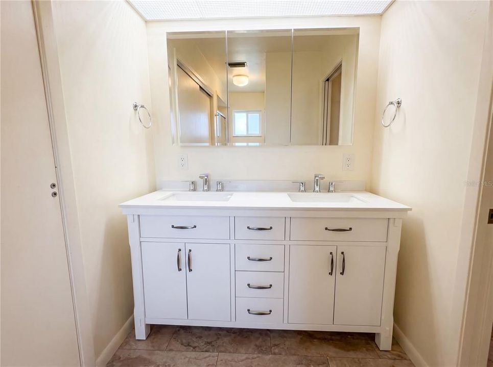 For Sale: $280,000 (2 beds, 2 baths, 1506 Square Feet)