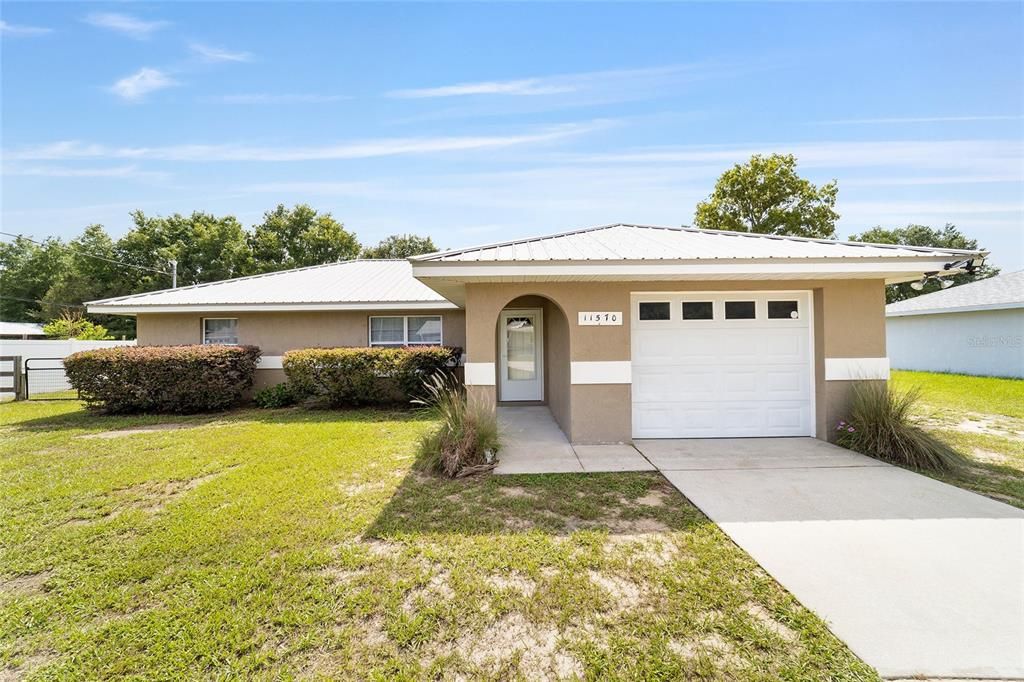 For Sale: $235,000 (3 beds, 2 baths, 1238 Square Feet)
