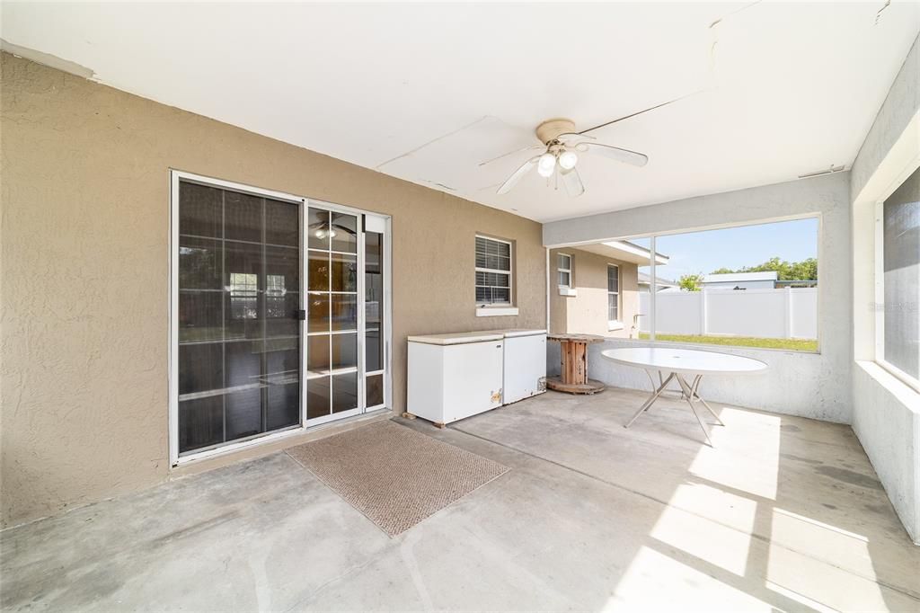 For Sale: $235,000 (3 beds, 2 baths, 1238 Square Feet)