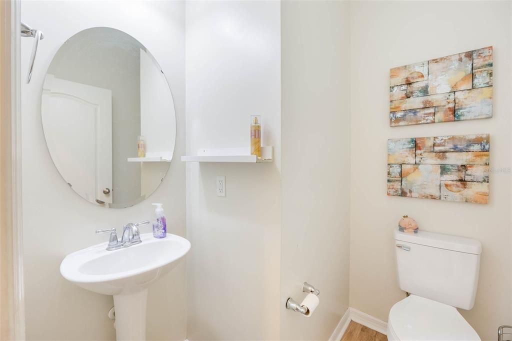 For Sale: $414,000 (3 beds, 2 baths, 1569 Square Feet)